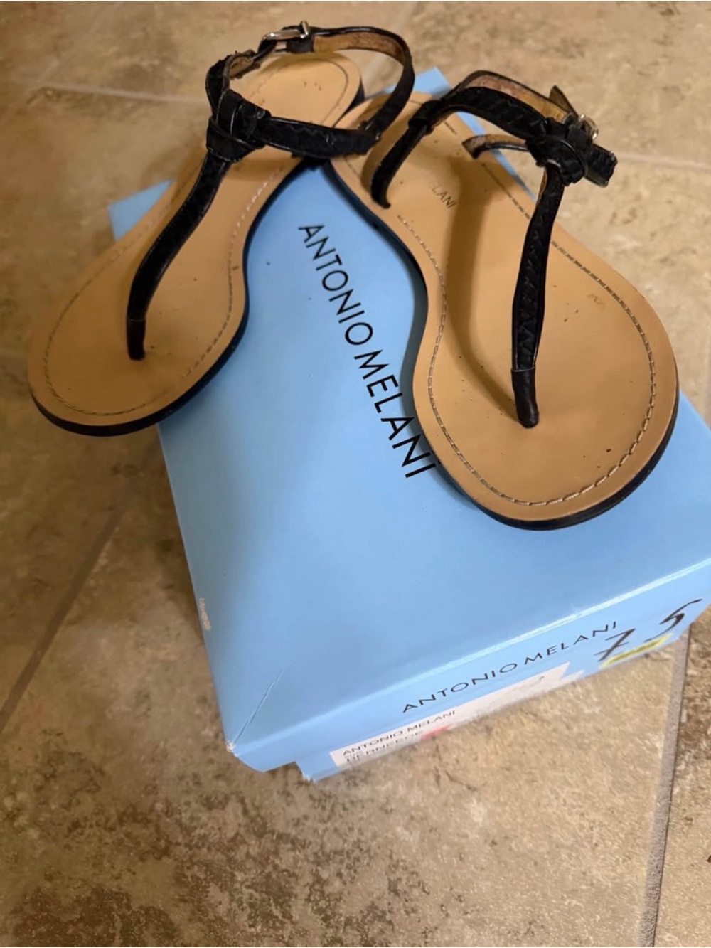 ANTONIO MELANI Black T-Strap Leather Sandals